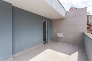Image 4 - 898342
