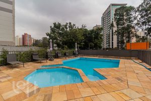 Image 34 - 898345