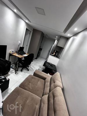 Image 7 - 898346