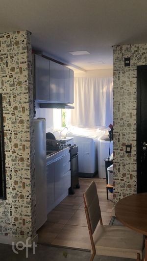 Image 3 - 898347