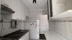 Image 6 - 898350