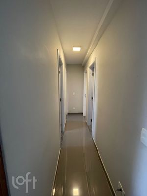 Image 6 - 898351