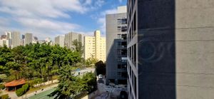 Image 15 - 898360