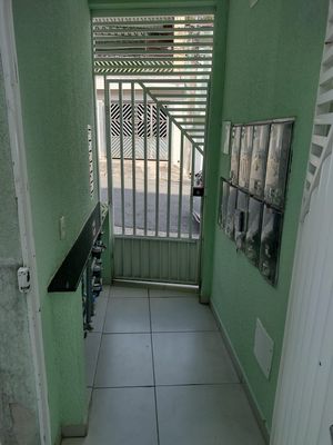 Image 29 - 898365