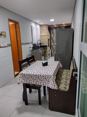 Image 6 - 898365
