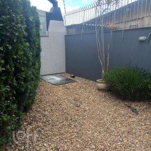 Image 8 - 898405