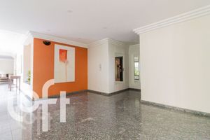 Image 30 - 898406