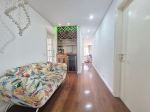 Image 15 - 898408