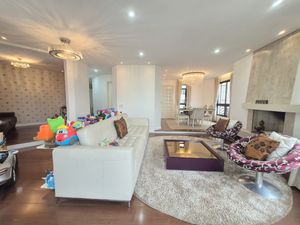 Image 1 - 898408