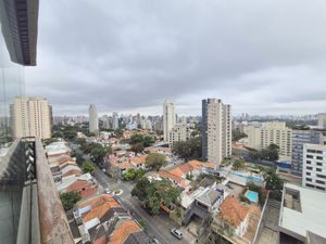 Image 8 - 898408