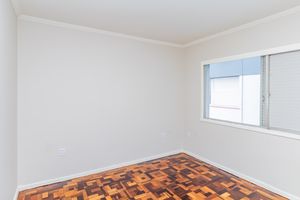 Image 8 - 898416