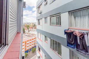 Image 17 - 898416