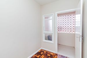 Image 31 - 898416