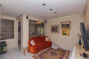 Image 9 - 898417