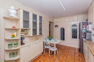 Image 35 - 898417
