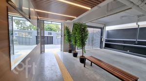 Image 8 - 898418