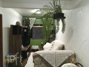 Image 12 - 898422