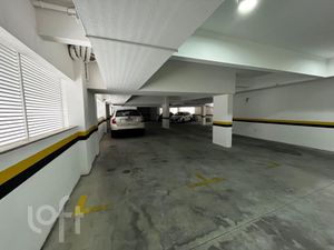 Image 13 - 898425