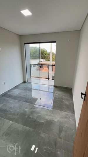 Image 13 - 898429