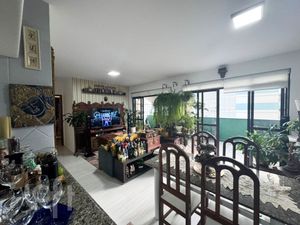 Image 3 - 898430