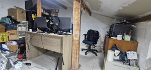 Image 24 - 898436