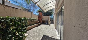 Image 39 - 898436