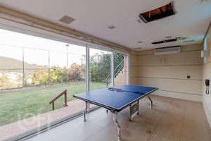 Image 80 - 898437