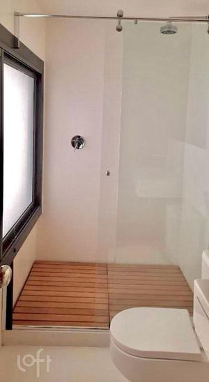 Image 9 - 898438