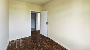 Image 7 - 898441