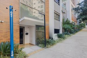 Image 34 - 898443