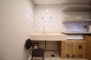 Image 4 - 898443