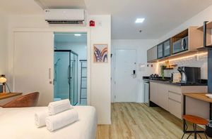 Image 9 - 898443