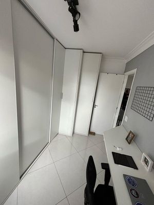 Image 9 - 898453