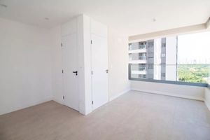 Image 6 - 898462