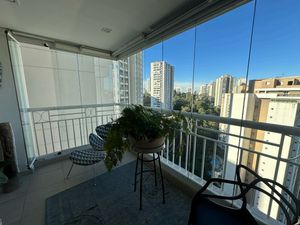 Image 7 - 898463