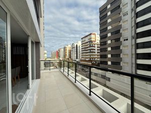 Image 36 - 898494