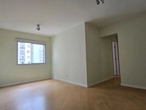 Image 8 - 898499