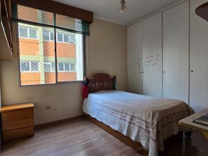 Image 14 - 898504