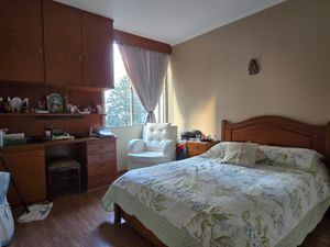 Image 16 - 898504