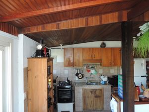 Image 24 - 898507