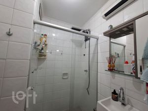 Image 12 - 898509