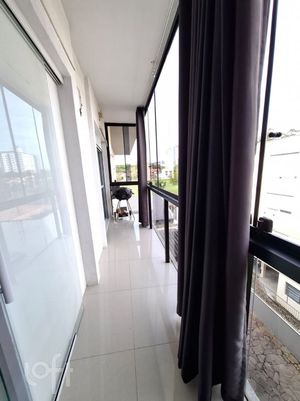 Image 6 - 898509