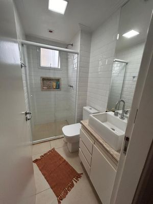Image 11 - 898512
