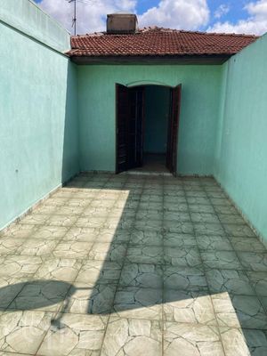 Image 11 - 898522