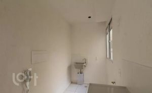 Image 7 - 898532