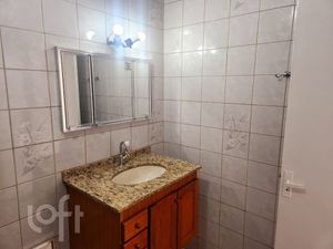Image 10 - 898536