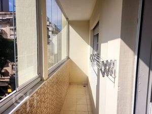 Image 3 - 898536