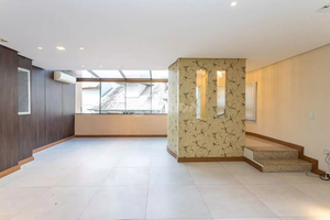 Image 3 - 898540