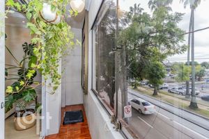Image 3 - 898541