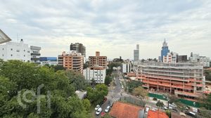 Image 27 - 898557